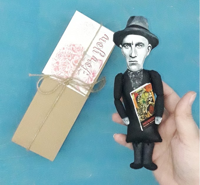 Vladimir Mayakovsky figurine, Russian and Soviet poet - Bookworm gift - book shelf decor - Collectible doll + mini books