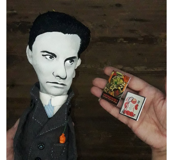 Vladimir Mayakovsky Russian poet, communist USSR - bookshelves decor - Collectible doll + miniature books