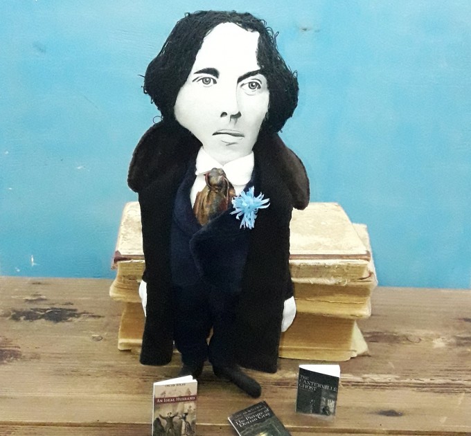 Famous poet, writer, author  - Literary Gift Readers & Writers - Collectible doll + Miniature Book