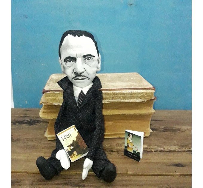 W. Somerset Maugham English playwright, novelist - Gift for writer - Collectible doll + miniature books