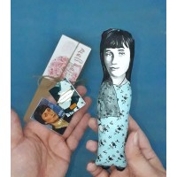 Anna Akhmatova figurine