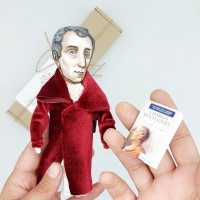 Montesquieu figure