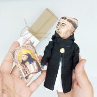 Thomas Aquinas figurine