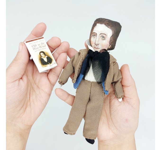 Percy Bysshe Shelley figure, famous English Romantic poet ''Ozymandias'' - Poetry gift!