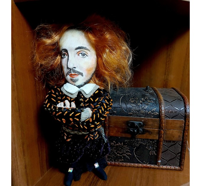 Christopher Marlowe doll, English playwright, poet - Bookworm gift!
