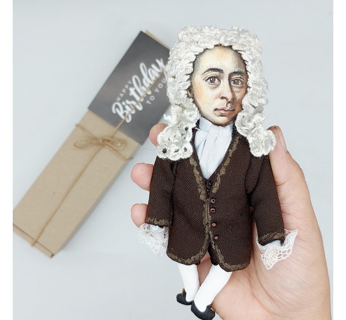 Alexander Pope figure, English poet, satirist of the Enlightenment era - Gift for book lovers!