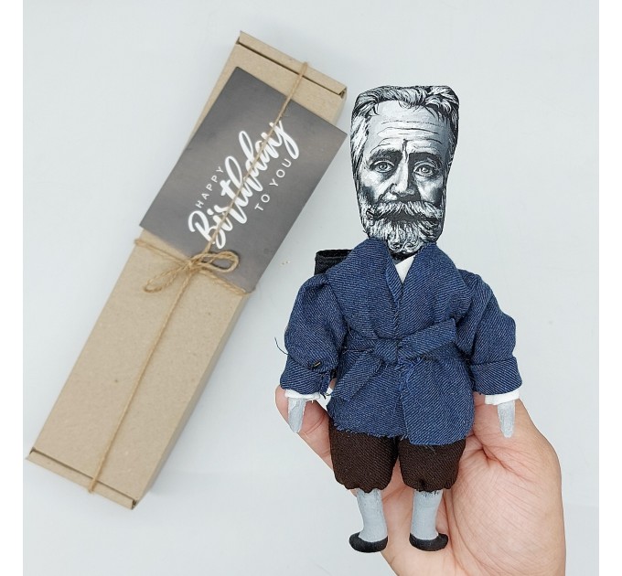 Jusepe de Ribera figurine, famous Spanish painter, outstanding European master - Gift for painter!