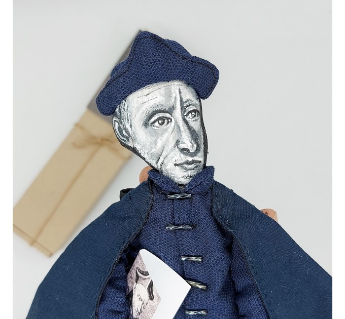 Francisco Suárez figurine, Spanish philosopher, theologian the School of Salamanca - Renaissance art