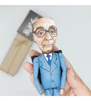 Jose Saramago figurine