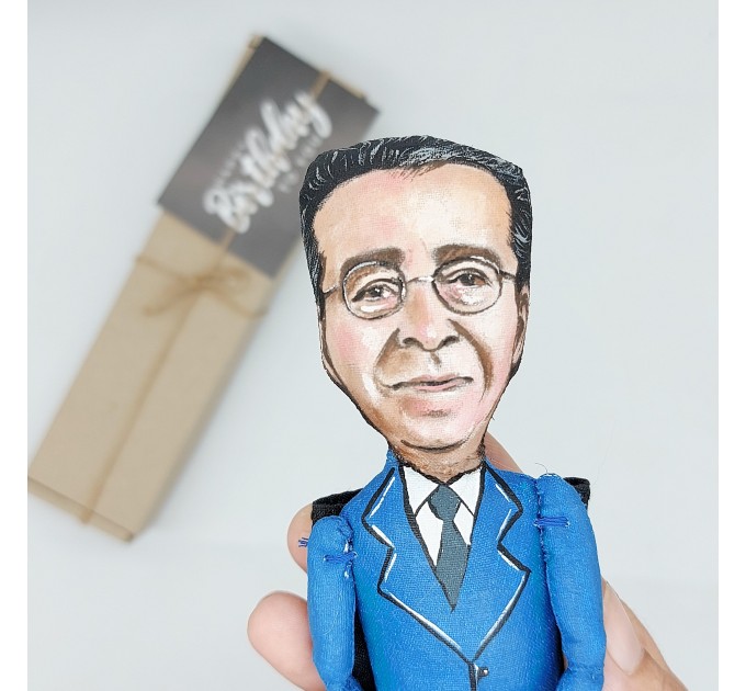 Santiago Calatrava figurine, Spanish-Swiss architect, engineer, sculptor, painter - Gift for architect!
