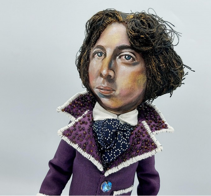 Oscar Wilde doll
