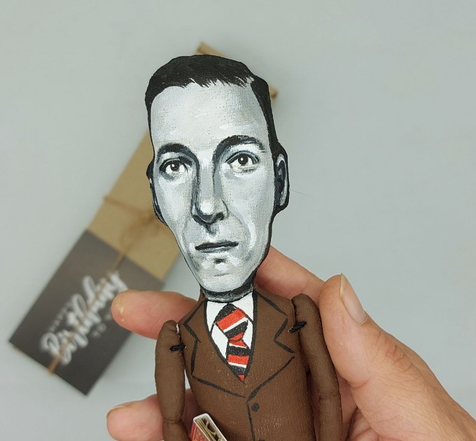 Lovecraft figurine, Gifts for Readers - Collectible doll 