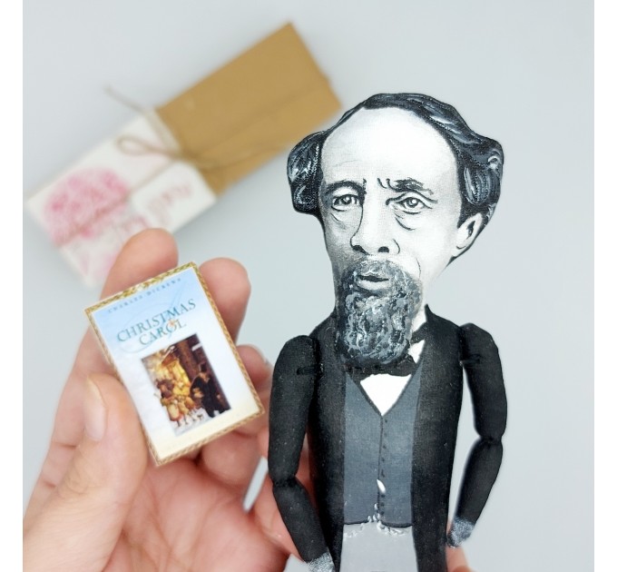 Charles Dickens Famous British author figure - Literary Gift!