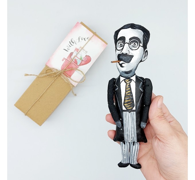 Groucho Marx The Marx Brothers figurine - Old Hollywood star slapstick comedy art