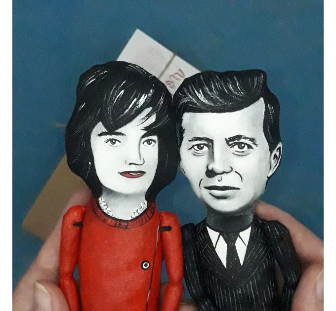 President John F. Kennedy and Jacqueline Kennedy dolls