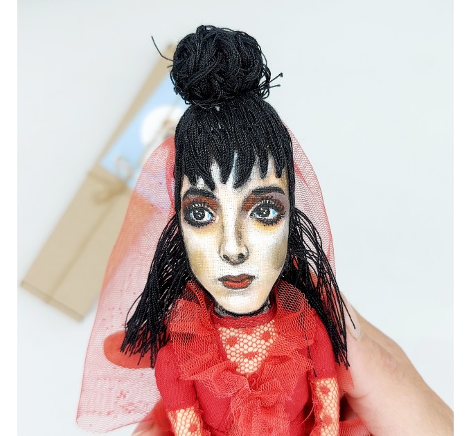 Lydia Deetz figurine in Gothic Red Wedding Dress