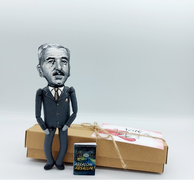 William Faulkner famous writer figurine - Literary gift!