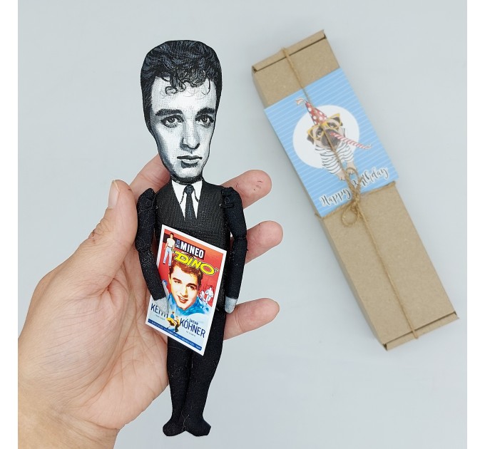 Custom figure 7 inches, Personalized Caricature figurine