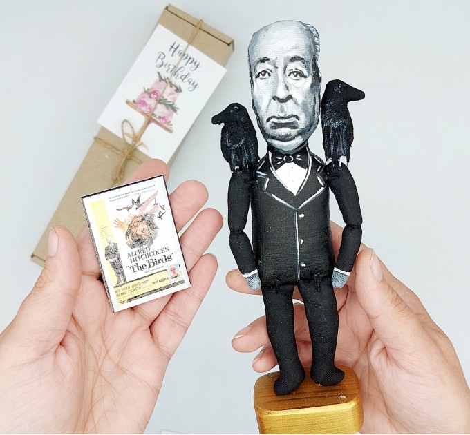 Alfred Hitchcock filmmaker figure - film related gifts