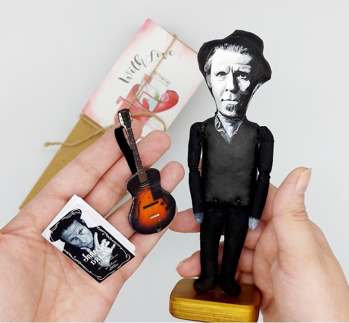 Tom Waits famous musician figure - Blues music fan gift - Collectible doll