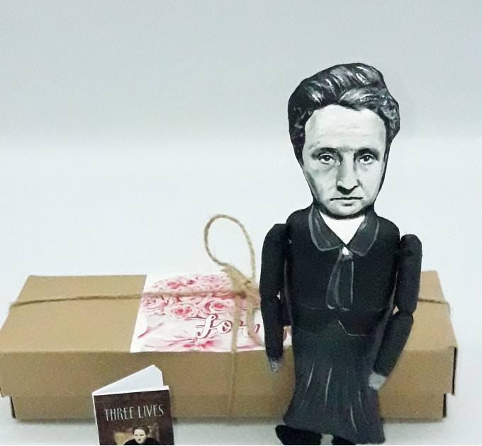 Gertrude Stein literary action figure 1:12, American novelist, poet, playwright, art collector, Feminist - Literary Gift for Readers, Writers, a unique collection for smart people - collectible handmade doll + Miniature Book