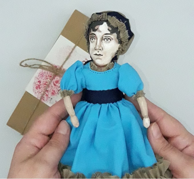 Jane Austen doll, novelist Pride and Prejudice - Bookworm gift - Collectible doll hand painted + Miniature Book