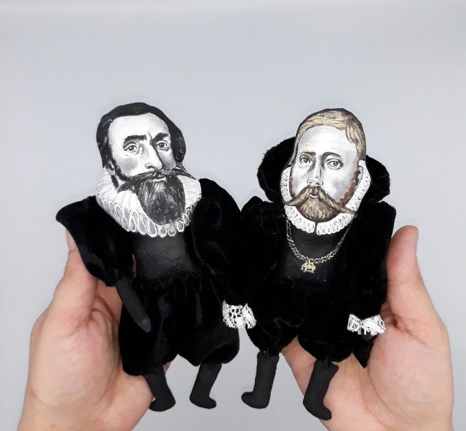 Johannes Kepler action figure handmade, German astronomer, mathematician - scientific revolution - science teacher gift - Collectible doll hand painted + Mini Books