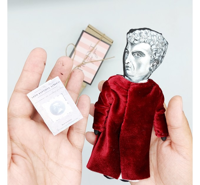 Leon Battista Alberti figurine