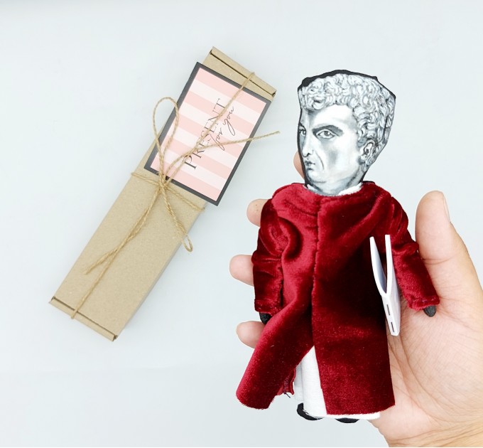 Leon Battista Alberti figurine