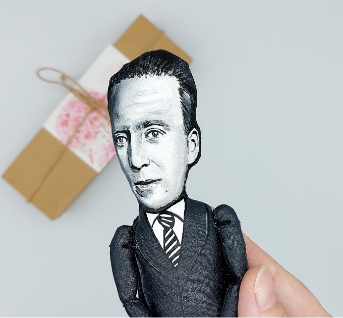 Werner Heisenberg heroes of science action figure, German theoretical physicist, Nobel Prize - quantum mechanics - Gift For Physicist - Collectible doll hand painted