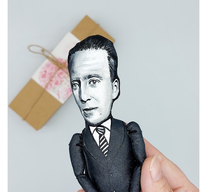 Werner Heisenberg heroes of science action figure, German theoretical physicist, Nobel Prize - quantum mechanics - Gift For Physicist - Collectible doll hand painted