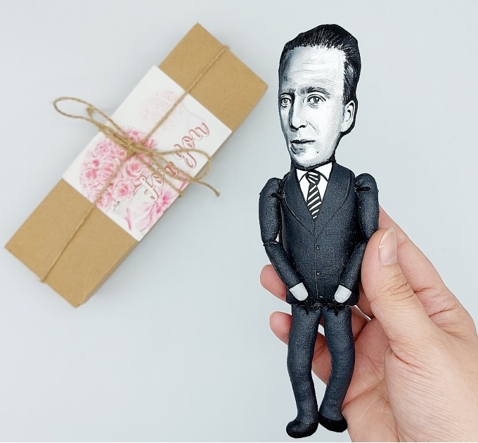 Werner Heisenberg heroes of science action figure, German theoretical physicist, Nobel Prize - quantum mechanics - Gift For Physicist - Collectible doll hand painted