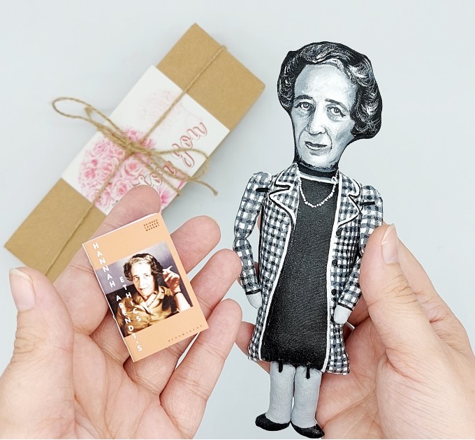 Hannah Arendt thinker action figure, philosopher - political philosophy - book shelf decoration - Gift for philosopher - Collectible doll hand painted