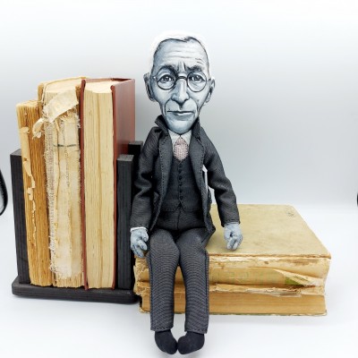 Hermann Hesse doll