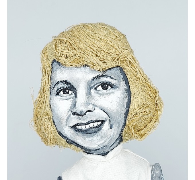 Sylvia Plath feminist women writer novelist - Literary gift for Readers & Writers - book shelf decoration - Collectible doll