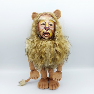 Lion stuffed animal figurine