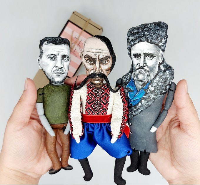 Ukrainian Cossack ( Kozak ) with Kobza, Ukrainian soldier - Collectible figurine hand painted