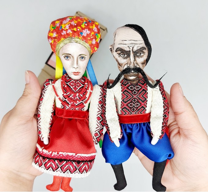 Ukrainian Cossack ( Kozak ) with Kobza, Ukrainian soldier - Collectible figurine hand painted