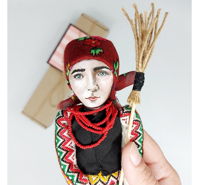 Ukrainian Konotop witch, Ukrainian woman - Ukrainian shop - Collectible figurine hand painted