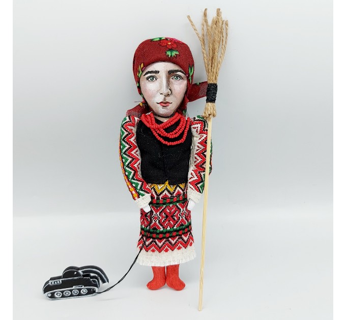 Ukrainian Konotop witch, Ukrainian woman - Ukrainian shop - Collectible figurine hand painted