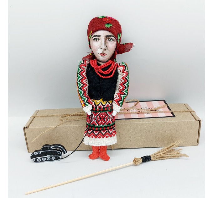 Ukrainian Konotop witch figurine