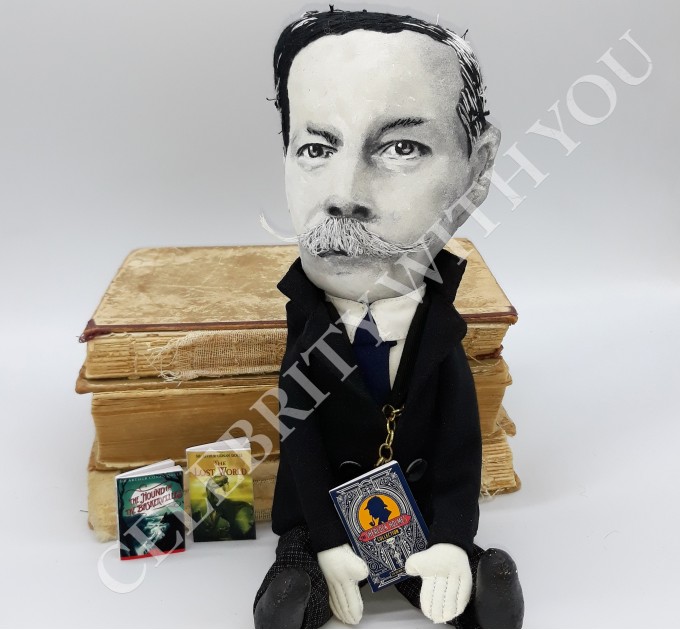Writer doll - Gifts for Readers & Writers - Collectible doll + miniature books