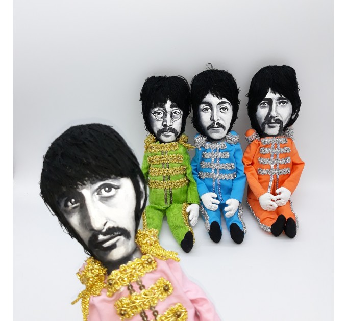 Musicians dolls