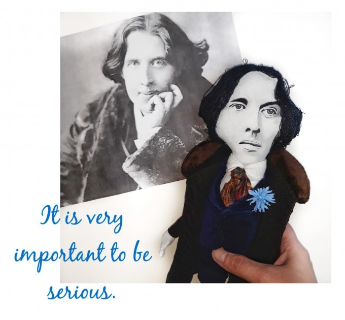 Famous poet, writer, author  - Literary Gift Readers & Writers - Collectible doll + Miniature Book