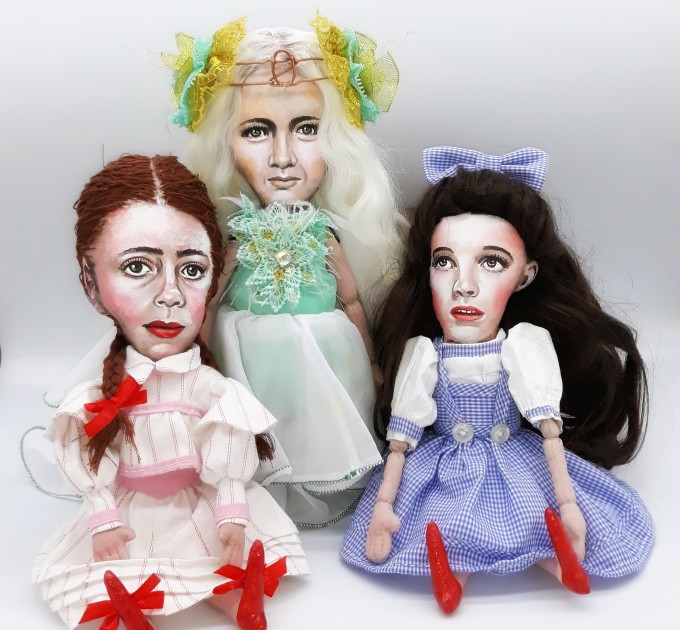 Famous doll - return to Oz