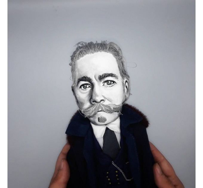 Kenneth Branagh detective doll