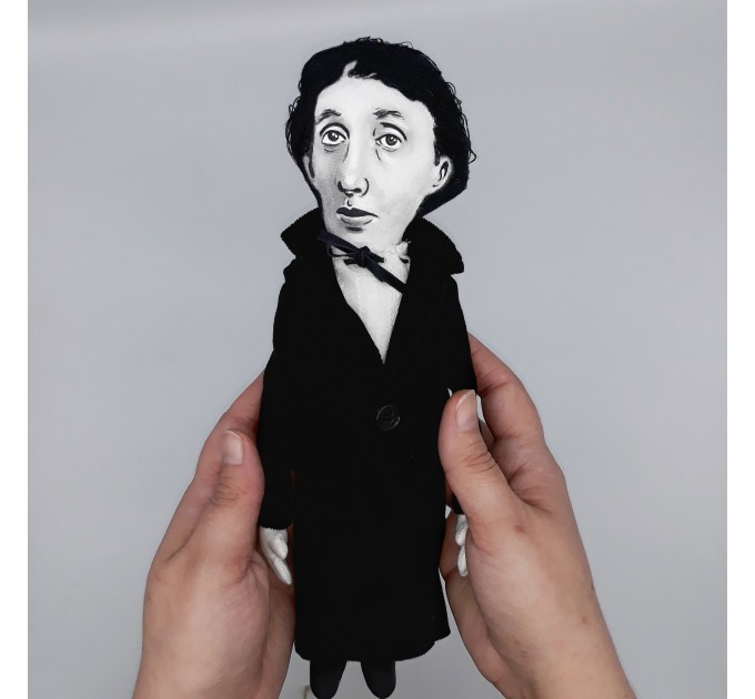 Virginia Woolf doll, famous women author classic literature - Literary Gift for Readers & Writers - Collectible doll + 2 miniature books