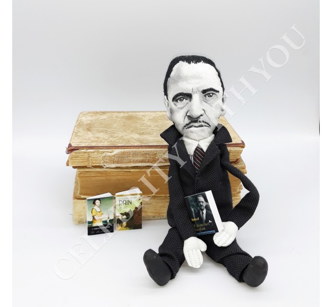 W. Somerset Maugham English playwright, novelist - Gift for writer - Collectible doll + miniature books