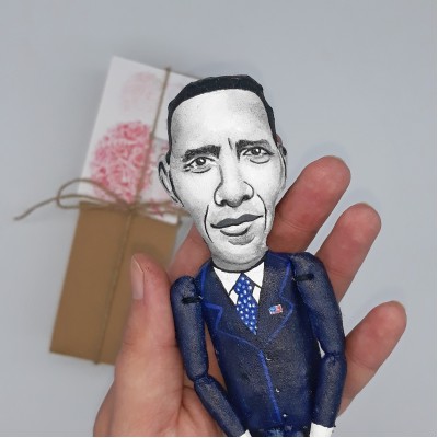 BarackObama figurine