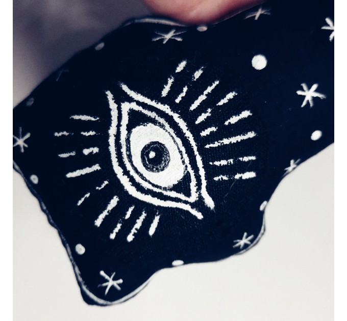 Goth Black CAT - Gothic Home Decor - magics toy
